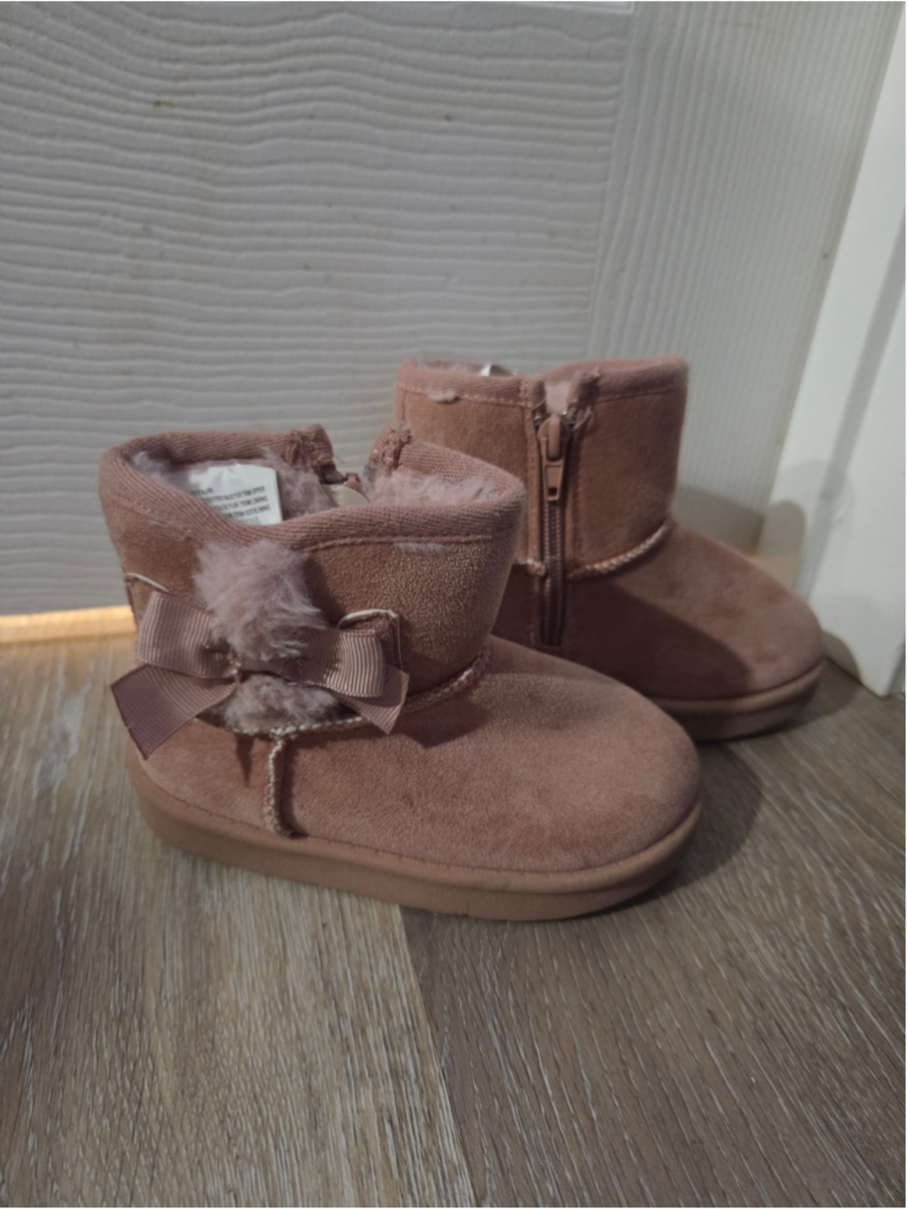 Girls Lilaistair Pink Bow Faux Fur Lined Toddler Boots Size 8